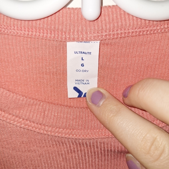 Old Navy pink short t-shirt - Picture 4 of 4